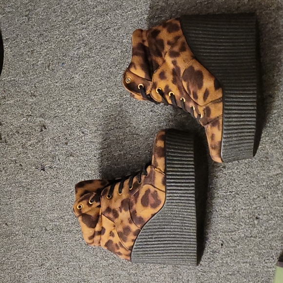 VINTAGE Platforms sz 9 - Picture 2 of 15